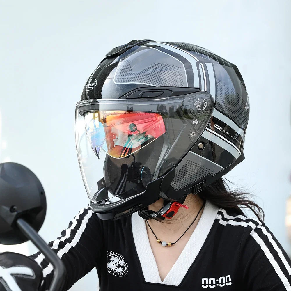 CYRIL R18 Bike Helmet